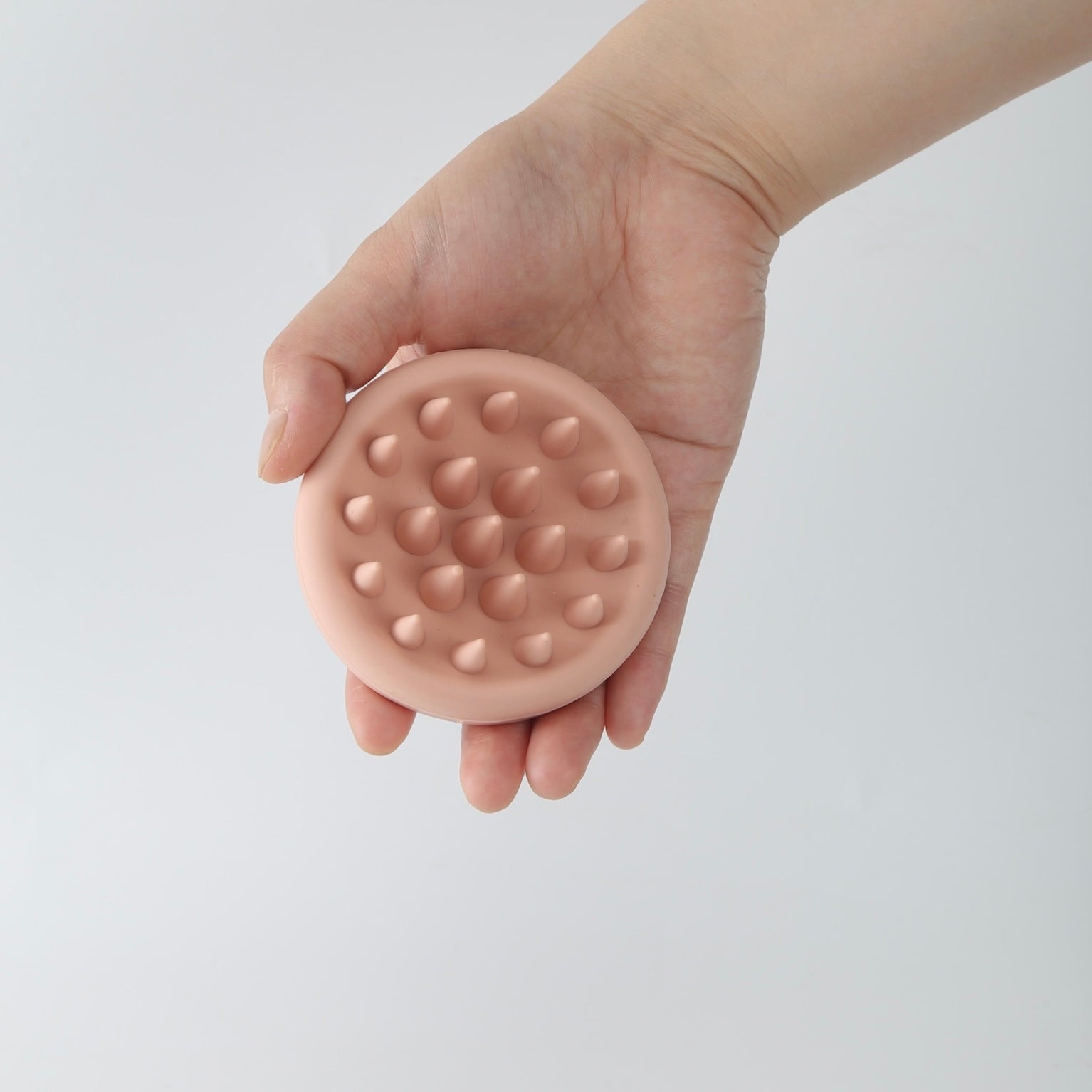 Perie de masaj pentru scalp